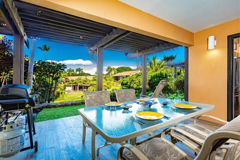 Beautiful Lanai Table includes Chairs to seat 6