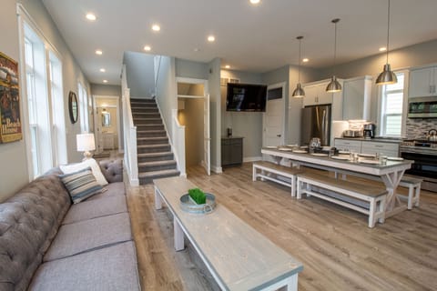 Main Level | Kitchen