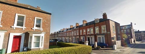 Great location minutes from City Centre