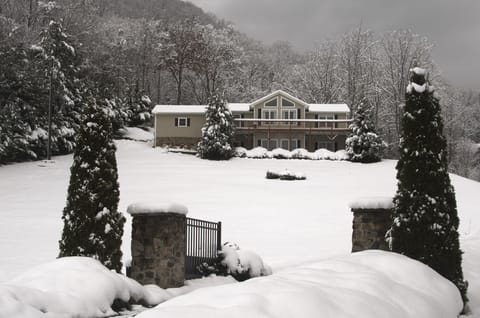 Yes we get snow in the mountains