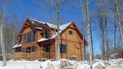 Rear of cabin in the Winter