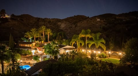 Enjoy the views of this rural apartment in Mijas Pueblo