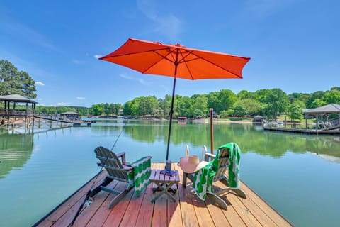 Mooresville Vacation Rental | 3BR | 1BA | 960 Sq Ft