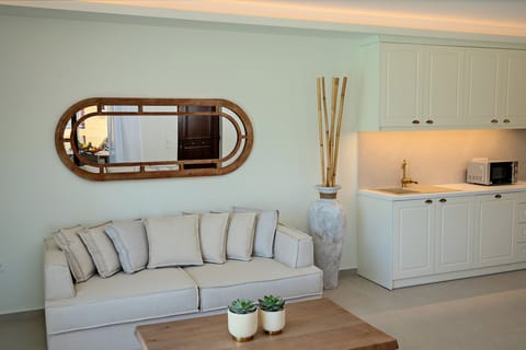 Sitting area next to the kitchen.