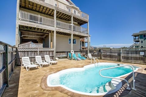 Private Pool Area