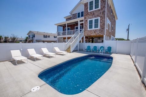 Private Pool Area