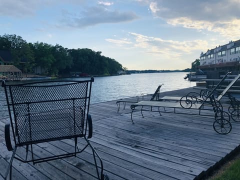 Dock View