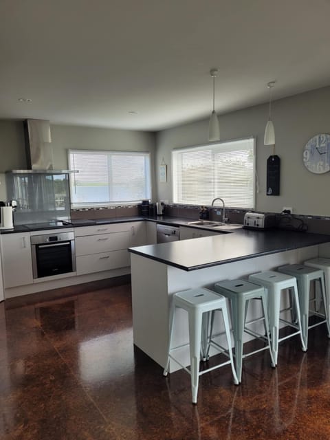 Fully equipped kitchen incl dishwasher