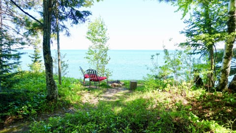 Front row seats for Lake Superior action.