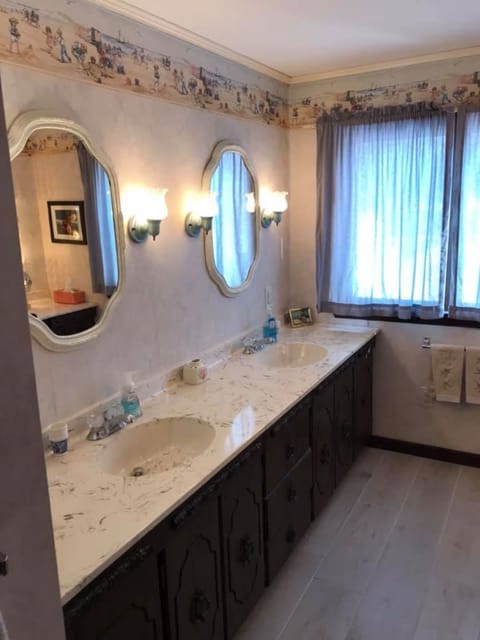 Upstairs full bath with double sink
