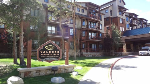 Welcome to the beautiful Valdoro Mountain Lodge!