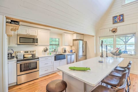 Kitchen | Dishwasher