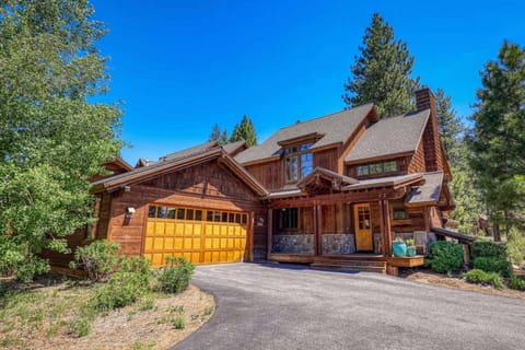 13151 Fairway Dr 6B Truckee CA-large-002-003-Exterior-1500x1000-72dpi_1