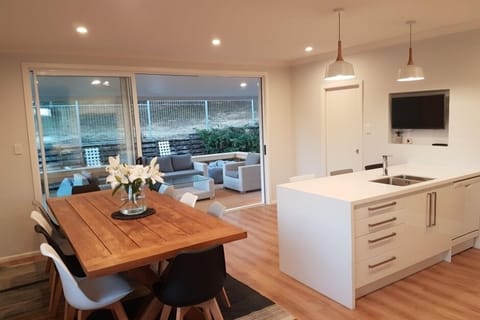 Kitchen - Dining