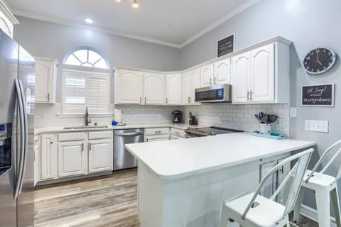 Bright and functional kitchen for home-cooked meals