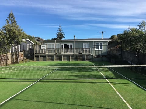 Tennis court for your use