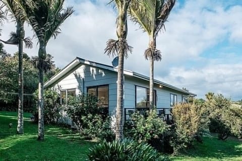 Palm Cottage - Onetangi Holiday Home