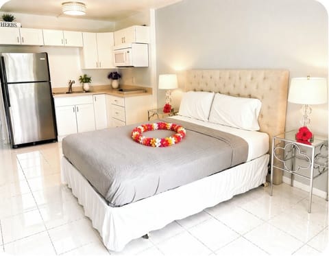 Cozy Islamd Condo!