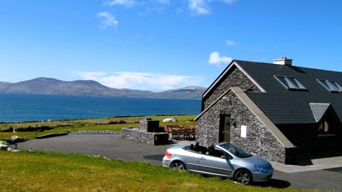 External view of side of property 