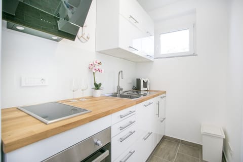 Perfect place for 2 people. Situated in the heart of the old town