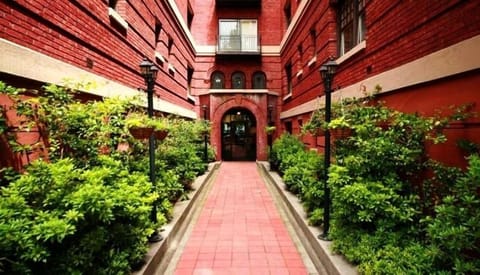 Front Entrance to Historic 1910 Building