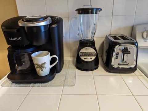Coffee pot/pod combo