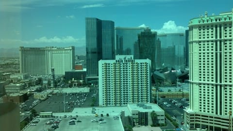 Monte Carlo, Mandarin, Aria, Veer Towers & Crystal Shoppes at City Center