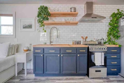 A well appointed kitchen has everything you need to prepare a quality meal in. 