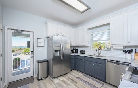 Modern Kitchen with a view of Ole River