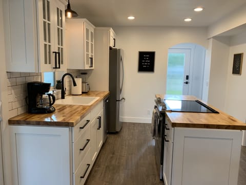 All New Modern Appliances