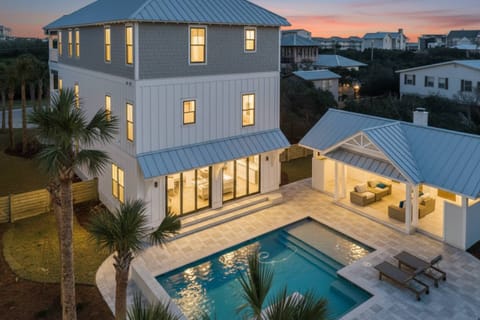 Your very own backyard paradise that will make you never want to leave!