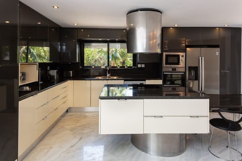 Prepare your homemade meals with ease!