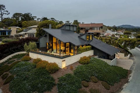 Contemporary architecture