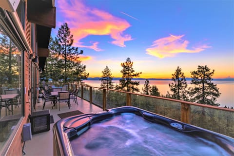 Lake View Deck with Hot Tub Experience Heaven on Earth