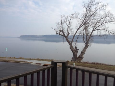 Water lovers wanted!  This is the view from most windows in the cottage!