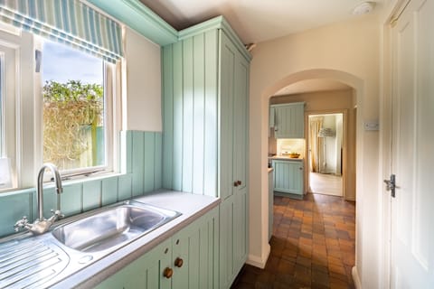 Ground floor: Utility room