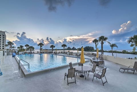 Hudson Vacation Rental | 1BR | 1BA | 733 Sq Ft | Elevator Access