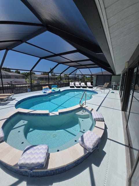 Pool with Spa