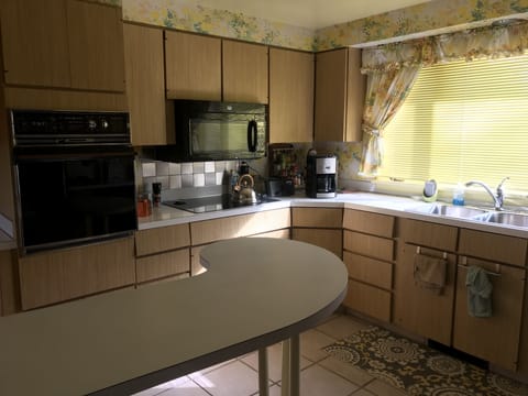 Fun kitchen with retro flair