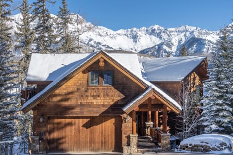 1.0-telluride-mountain-melody-winter-exterior