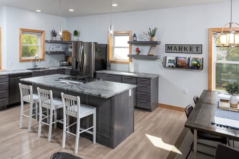 open concept kitchen!