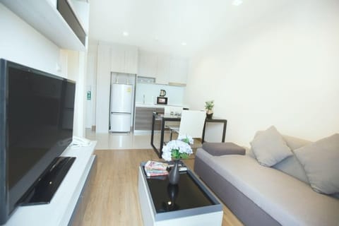 One Bedroom Deluxe C