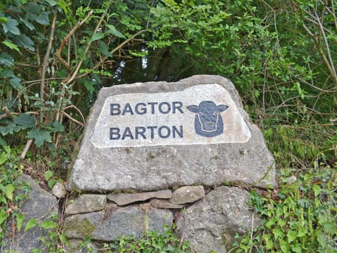 Wonderful rural setting on the owner&rsquo;s working farm | Bagtor Hayloft, Ilsington, near Newton Abbot