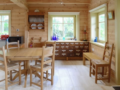 Spacious dining area | Moonshine Cottage, Culbokie, near Dingwall