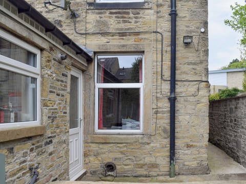 Rear courtyard | Ash Grove, Skipton
