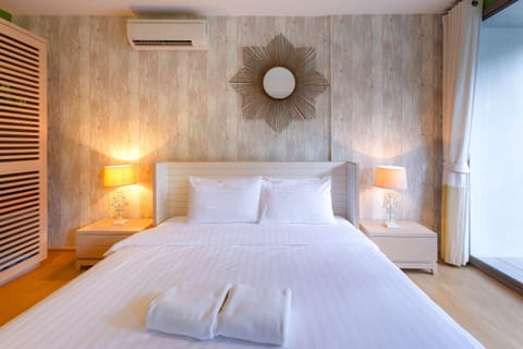 Baan SanKraam_1BR Apt, GCC-PoolView