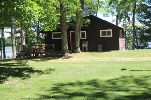 Northland resort vacation Cabin #4 (The Lodge) Cabin in St Germain