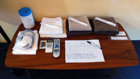 Bathroom amenities