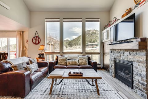 Estes Park Vacation Rental | 3BR | 2.5BA | Step-Free Entry | 1,600 Sq Ft