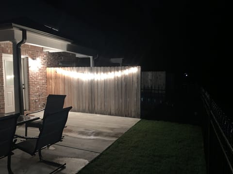 Back Porch and Seating - Great for Grilling Out!